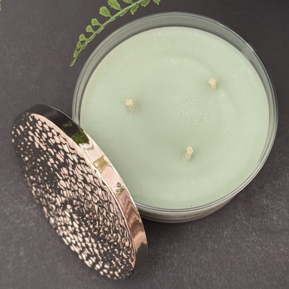 BBW Hibiscus Waterfalls Bath & Body Works 3 Wick Candle - Picture 6 of 10